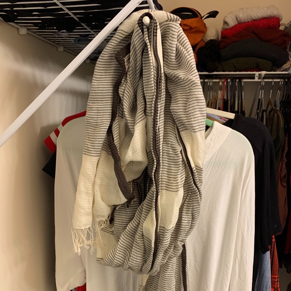 Express Scarf
